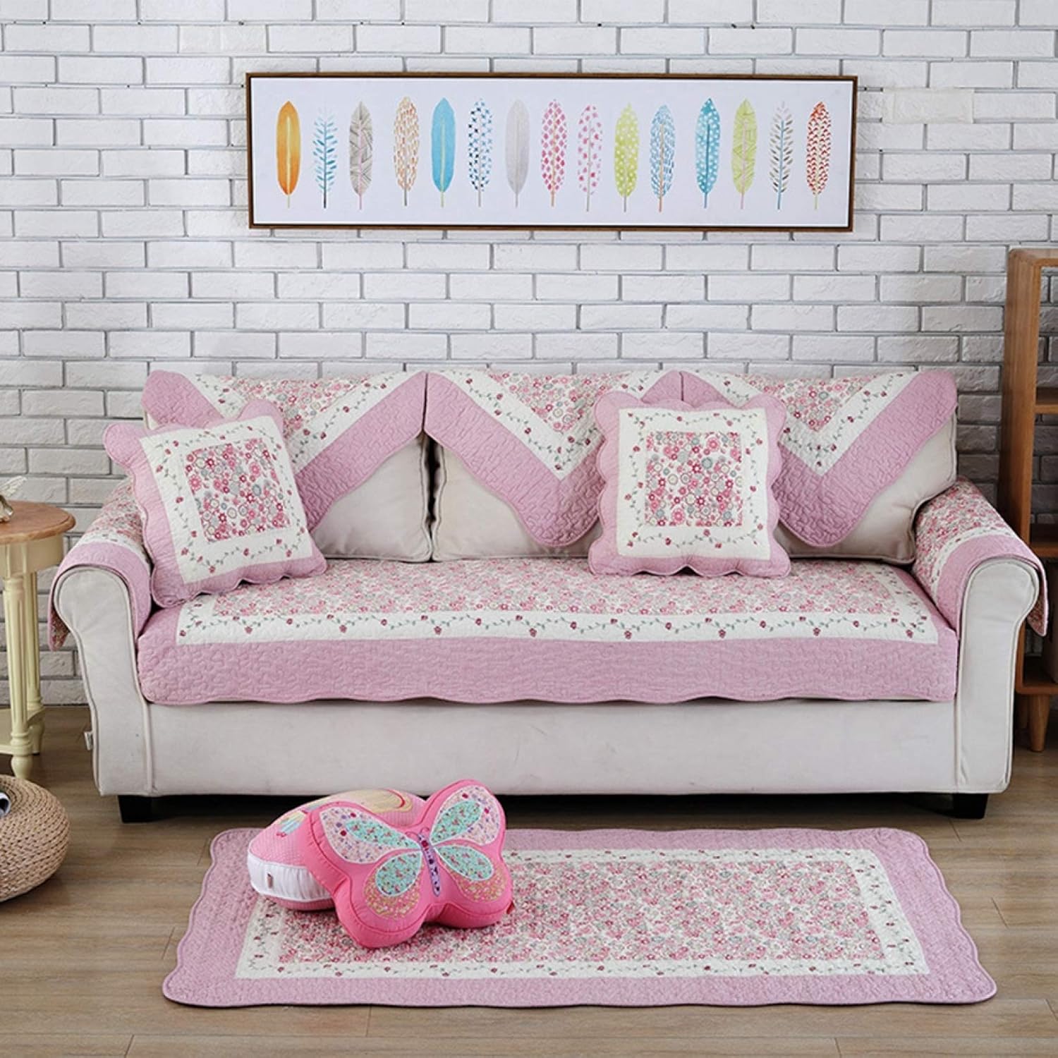 　　　 ◆◇◆売れている秘密◆◇◆ ♪【素材】　キルティング　　　【サイズ】　45×45A(クッションカバー)　45×45B(クッション)　70×70　70×150　70×180　70×210　90×90　90×120　90×160　90×180　90×210　90×240　110×110　110×160　110×180　110×210　110×240　　　45cm*45cmA(クッションカバー)　45cm*45cmB(クッション)　70cm*70cm　70cm*150cm　70cm*180cm　70cm*210cm　90cm*90cm　90cm*120cm　90cm*160cm　90cm*180cm　90cm*210cm　90cm*240cm　110cm*110cm　110cm*160cm　110cm*180cm　110cm*210cm　110cm*240cm ♪【デザイン】　シンプルなデザインなので、どんなお部屋にもマッチする優れ物！全3色のマルチカバーは、アイディア次第で様々な用途に使えてとっても便利なインテリア雑貨！簡単な図案で、人に静かで快適な感じを与えて、ほどんとの内装風格に適用します。折りたたみ収納できるので、ご使用はしない場合は、折り畳んで収納していただくことも可能です。 ♪【取り付け簡単】　滑り止め機能を持ち、あまりにも多くの時間を費やすことなくソファを簡単に整理できます。ソファー・椅子、デスク、床に掛けて、簡単に切り替える。女性一人の力でも楽に、素材がぐんぐん伸びるから、ソファーの形に沿えるようにフィット。取り付け簡単で、座るのも非常に快適です。 ♪【お使う場所】　マルチカバー、ソファカバー、ソファ毛布、ソファタオル、ダブルソファー、シングルソファー、寝椅子、出窓。防塵カーペット、キャンプカーペット、旅行毛布なども使えます。ダブルソファー、シングルソファー、寝椅子、出窓、ござ、カーペットなどの場合に適用する。 実用性も美観性も備えて、気軽にお部屋の飾り付けを変える。この製品は各種類の革製ソファーと布製ソファーに適用します。肘付きソファーと肘なしソファーとも対応できます！ ♪【製品仕様】　多機能 四季通用 北欧 北欧風 レース 花柄 長方形 正方形 ソファーカバー 3人掛けソファー サドルブランケット ラグマット 公園 レジャーシート アウトドア ソファカバー ラグ 3人掛け 2人掛け 1人掛け シングル 青 桜色 ブルー ピンク 　　　◆◇◆注意事項◆◇◆ご覧のモニターの環境、撮影環境により実物と色味が異なって見える場合がございます。湿った状態で他のものと擦り合わせると色が移る恐れがあります。濃色品の洗濯時は、白色、淡色と分けて洗ってください。説明 -