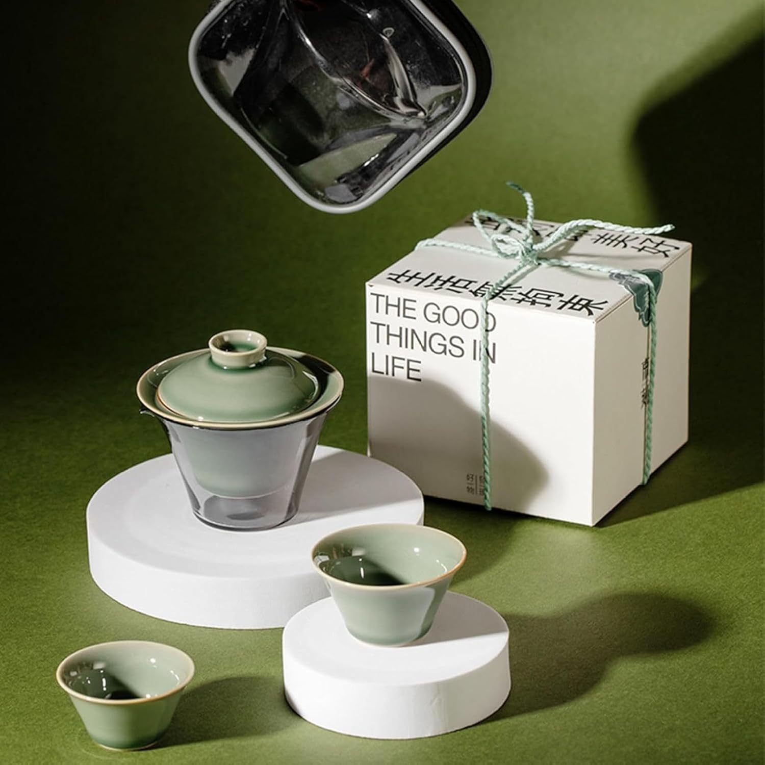 ティーセット 茶器セット 陶器製 携帯性 旅行用 収納袋付き ギフト包装 茶碗*1と30mlティーカップ*2 湯..