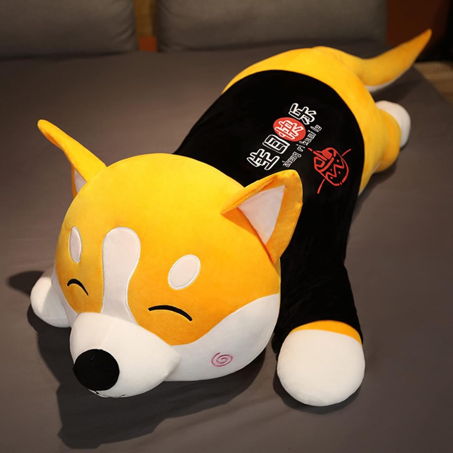 　　　 ◆◇◆売れている秘密◆◇◆ サイズ（約）：120cm 表地：ポリエステル、中素材：PP綿 可愛いぬいぐるみを眺めていても、可愛くて癒されます。ふんわりもちもち感にゆるい顔が心を癒してくれます。ぬいぐるみを抱いて、幸せになります！ 疲れた時もそっとそばにいてくれます。一緒に眠ると、心までふわふわになり、いい夢が見れそう。 結婚式での贈呈や、御出産祝い、お誕生御祝い、彼女への贈り物などにゴージャスで特別な贈り物として大人気です。 　　　◆◇◆注意事項◆◇◆ご覧のモニターの環境、撮影環境により実物と色味が異なって見える場合がございます。湿った状態で他のものと擦り合わせると色が移る恐れがあります。濃色品の洗濯時は、白色、淡色と分けて洗ってください。説明 素材：ポリエステル　中身素材：PP綿疲れた時もそっとそばにいてくれます。一緒に眠ると、心までふわふわになり、いい夢が見れそう。結婚式での贈呈や、御出産祝い、お誕生御祝い、彼女への贈り物などにゴージャスで特別な贈り物として大人気です。手で測量のため、多少誤差がございます。ご了承くださいご注意事項:モニターの発色の具合によって実際のものと色が異なる場合がございます。ご了承ください。
