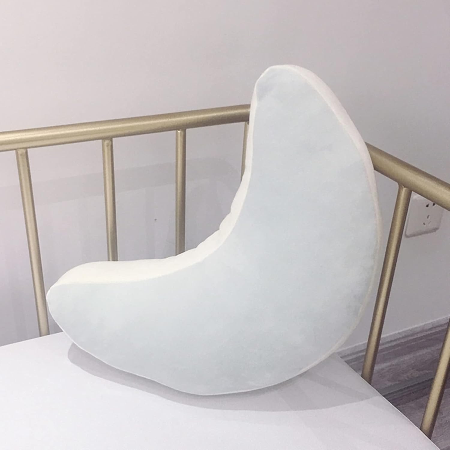 星ぬいぐるみ おもちゃ かわいい スーパソフト もちもち おもしろい インテリア 置物 店飾り 供部屋 誕生日パーティーの飾り 月ぬいぐるみ 星抱き枕 貝殻縫い包み 30-55cm