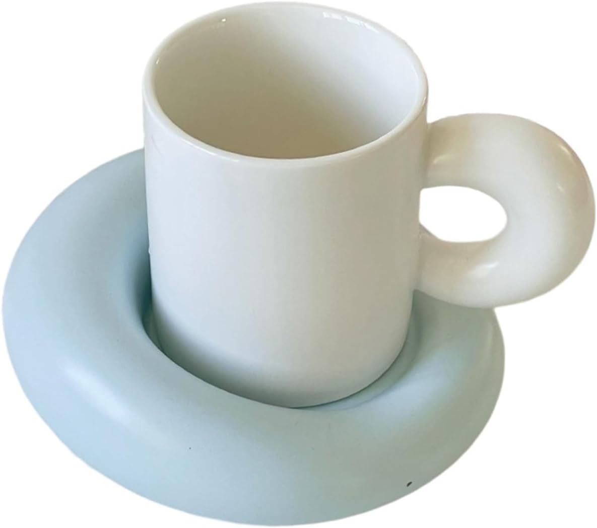 　　　 -------商品詳細------- 商品サイズ(約)：短径(口径)9.4×高さ8.8cm 容量：300ml　重量：約712g 素材?材質：陶器 精選陶泥は丹念に焼成され、安全で硬く、電子レンジと食器洗い機に入れることができ、加熱洗浄が便利です。 牛乳、ジュース、コーヒーなどにも使えますし、装飾にも使えます。普段使いとしてはもちろん、出産祝い、誕生日、新築祝、結婚祝、引き出物、開店祝、還暦祝、父の日、母の日、敬老の日、記念品などのギフトにも最適です。説明 【ブランド】Sakunaca（※商標【6547062】）【取扱いについて】※ご使用の際にはすべてのラベルを取り、必ず洗って下さい。※直火は不可です。【注意事項】※ひとつずつ手作りのため、サイズに個体差があります。※電子レンジで使用できますが、表面が高温の状態で急冷すると割れの原因となるので避けてください。※釉薬が乗っていない外表面に着色しやすい食材やドリンク類が長時間付着した場合、着色することがあります。食器用漂白剤でお手入れすることで軽減できますが、汚れたまま放置するのは避けてください。※材質および手作業での製造工程によって、表面の凹み?黒い点?突起?傷?気泡?色の濃淡等、底面の欠け?割れ?汚れ、釉薬の不均一な厚み、針でつついたような窪みやピンホール、若干のがたつきや歪み等が生じる場合があります。予めご了承のうえ、お求めください。※ご利用のモニターにより、多少色が異なって見えることがございます、予めご了承ください。※細かいところまで厳しく検査します。長く愛される商品づくりを目指しています。どうぞご安心に購入ください。※万が一、商品の不良など問題がありましたら「アカウントサービス」→「注文履歴」→「販売：新作店舗」→「質問する」から、ご連絡をいただきますようお願い申し上げます。