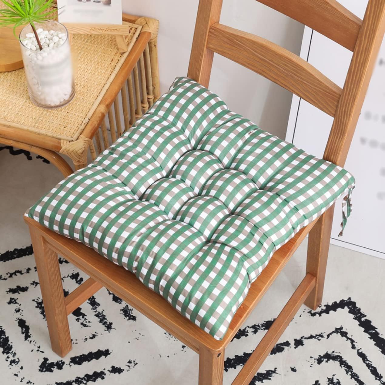 多機能 クッション 40*40CM 座布団 フロアクッション シートクッション 極厚 秋 冬 畳用 ふわふわ カラー チェック柄/ドット柄/ストライプ おしゃれ かわいい 出窓 北欧 低反発 オフィス