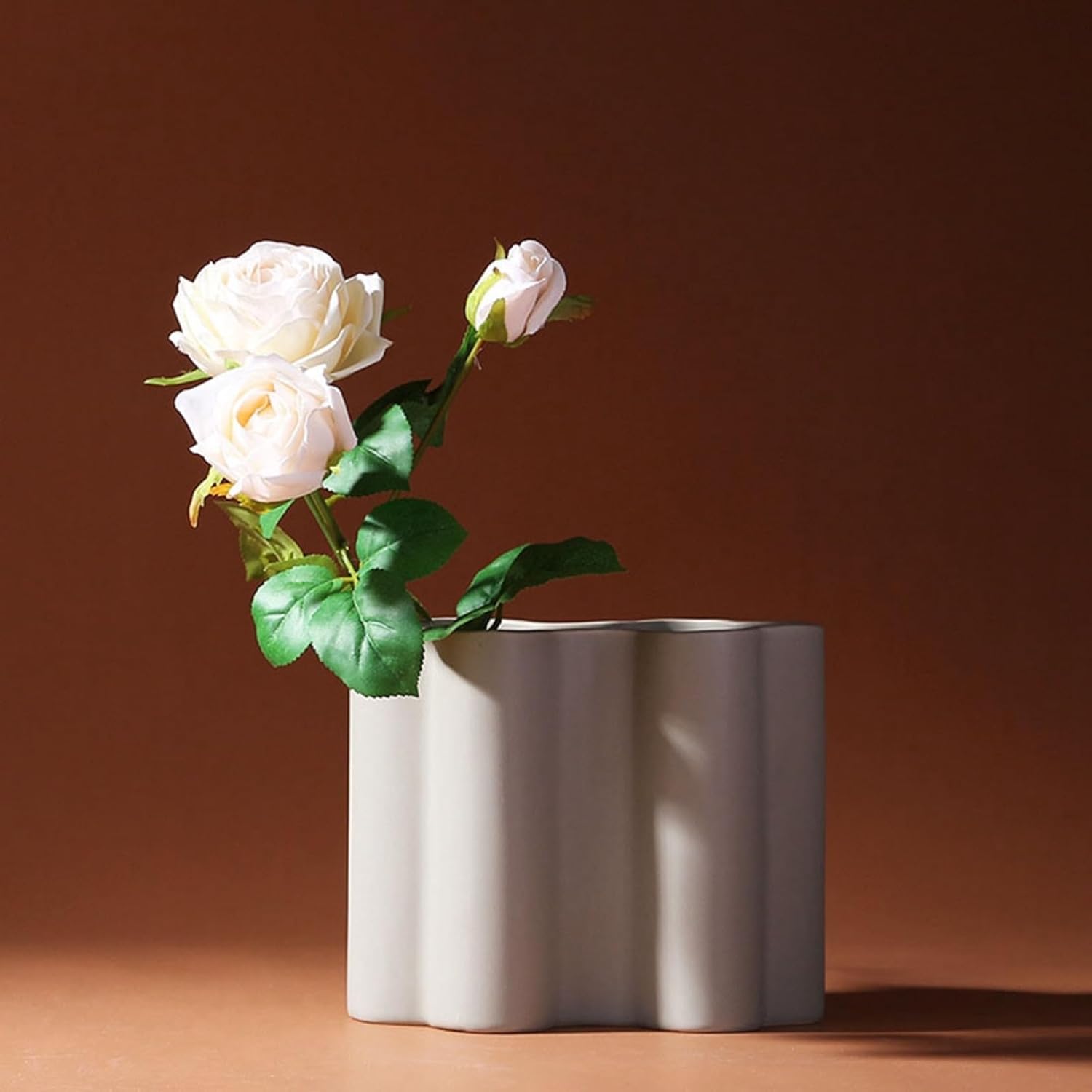 シンプルモダン 陶磁器 花瓶 カラフル セラミック 陶芸 花立て 華瓶 花器 花入れ 花生け 客間 リビング..