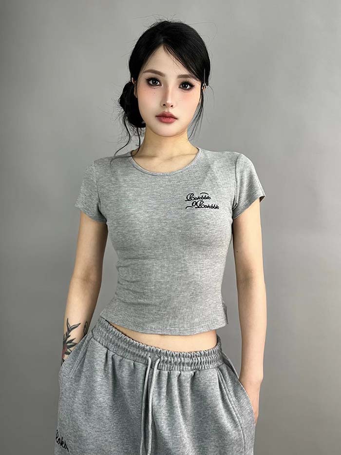 ダンス衣装 トップス 半袖tシャツ ショート丈 ヘソ出し トップス ヒップホップ ダンストップス 練習着 ダンスウェア セクシー 半袖 レディース ガールズ ジュニア 高校生 ジャズ k-pop ダンス衣装 発表会 舞台 ステージ衣装 全5色