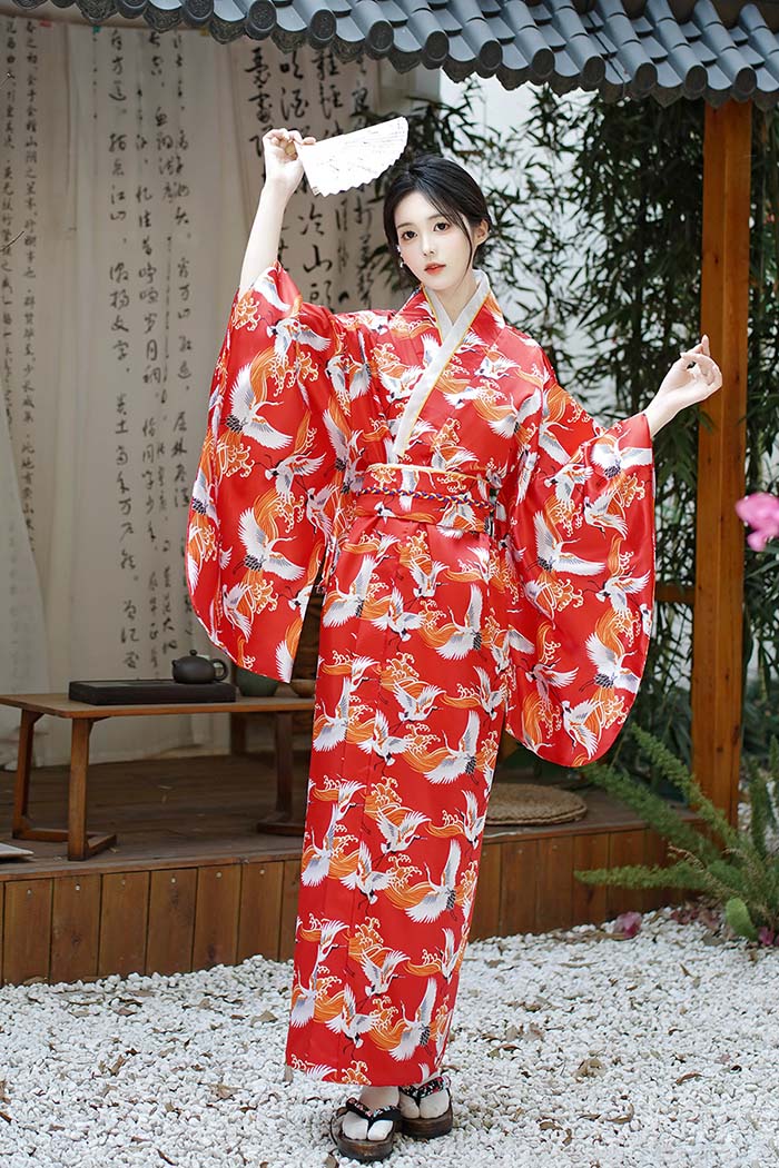 Joon store 楽天市場店の花魁 衣装 コスプレ衣装 着物 ドレス ロング丈 仮装 和装 ハロウィン コスプレ 衣装 女性用 レディース 余興 パーティー イベント コスチューム 和服 和風 かわいい ロング着物ドレス 着物コスプレ衣装 花魁 おいらん 浴衣 サテン 和柄ドレス お祭り 衣装 舞台衣裳 6色｜アングル3