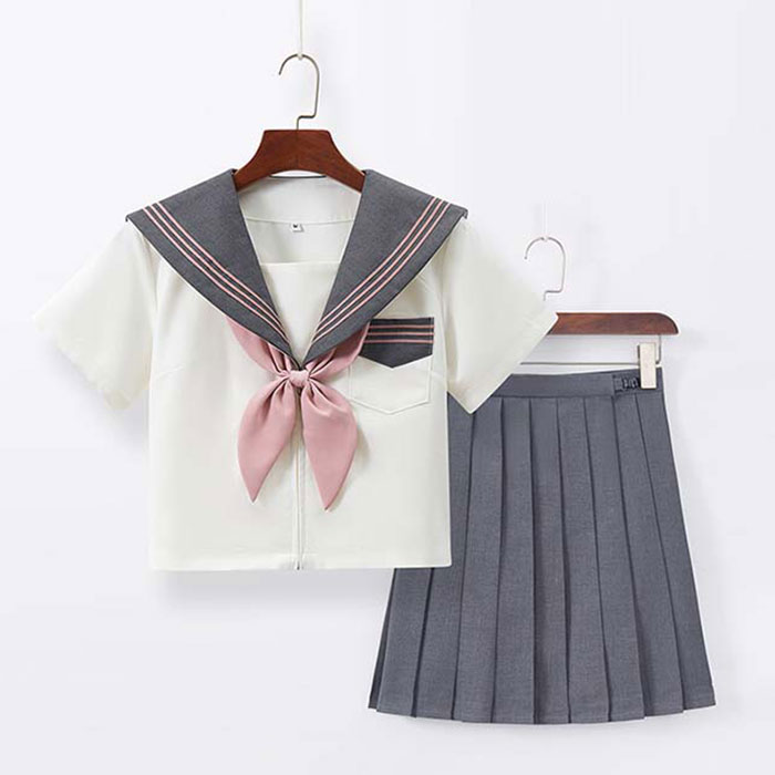 商品 セーラー服 コスプレ衣装 素材 ポリエステル サイズ S 上着の着丈46 肩幅37 バスト92 スカート丈39/42 ウエスト62-66 M 上着の着丈47 肩幅38 バスト96 スカート丈39/42 ウエスト66-70 L 上着の着丈48 肩幅39 バスト100 スカート丈39/42 ウエスト70-74 XL 上着の着丈49 肩幅40 バスト104 スカート丈39/42 ウエスト74-78 2XL 上着の着丈50 肩幅41 バスト107 スカート丈39/42 ウエスト78-82 ご了承いただきたいこと： ・採寸サイズなので若干の誤差がある場合がございます。 ・お使いのモニターの設定状況により、実際のカラーの色味と異なる場合ございます。 ・機械による生産過程において、どうしても生地を織る際の糸の継ぎ目や多少のほつれ等が生じている場合がございます。 ・万が一、欠品の場合、メールにてご連絡いたします。 　以上を、ご了承の上お買い求め下さいませ。商品 セーラー服 コスプレ衣装 素材 ポリエステル サイズ S 上着の着丈46 肩幅37 バスト92 スカート丈39/42 ウエスト62-66 M 上着の着丈47 肩幅38 バスト96 スカート丈39/42 ウエスト66-70 L 上着の着丈48 肩幅39 バスト100 スカート丈39/42 ウエスト70-74 XL 上着の着丈49 肩幅40 バスト104 スカート丈39/42 ウエスト74-78 2XL 上着の着丈50 肩幅41 バスト107 スカート丈39/42 ウエスト78-82 ご了承いただきたいこと： ・採寸サイズなので若干の誤差がある場合がございます。 ・お使いのモニターの設定状況により、実際のカラーの色味と異なる場合ございます。 ・機械による生産過程において、どうしても生地を織る際の糸の継ぎ目や多少のほつれ等が生じている場合がございます。 ・万が一、欠品の場合、メールにてご連絡いたします。 　以上を、ご了承の上お買い求め下さいませ。
