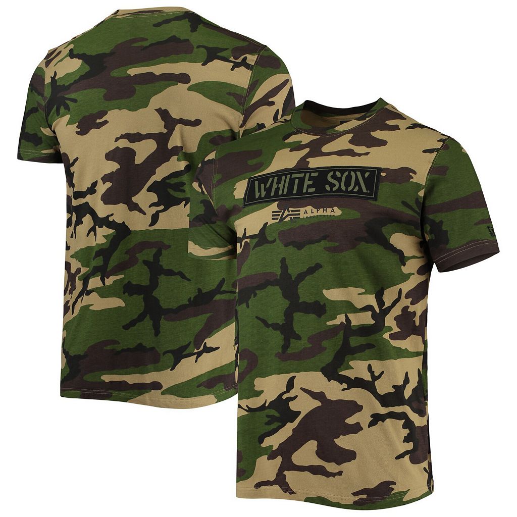 NEW ERA カモ柄 シカゴ 白色 ホワイト クラブ Tシャツ 緑 グリーン ニューエラ ホワイトソックス 【 GREEN CAMO CLUB TSHIRT SOX 】