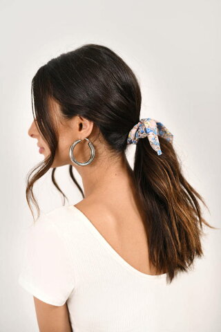 TOBI 【 CATCH THE BUNNY FLORAL SCRUNCHIE LIGHT PINK 】 ジュエリー アクセサリー レディースジュエリー ヘアアクセサリー 送料無料