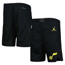 ナイキ ジョーダン ジャズ ショーツ ハーフパンツ 黒色 ブラック ジュニア キッズ 【 JORDAN JAZZ STATEMENT EDITION SWINGMAN SHORTS - BOYS' GRADE SCHOOL / BLACK 】 ベビー マタニティ ボトムス