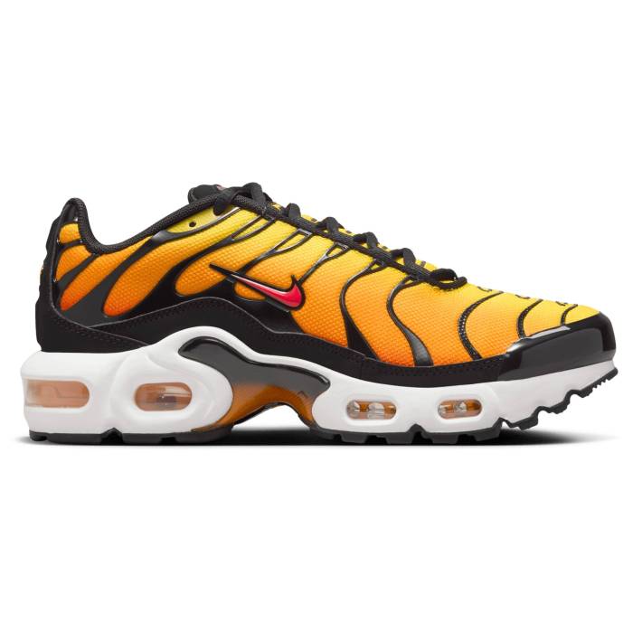 ʥ Nike  Air Max Plus Boys' Grade School Orange/Black/White  ޥå...