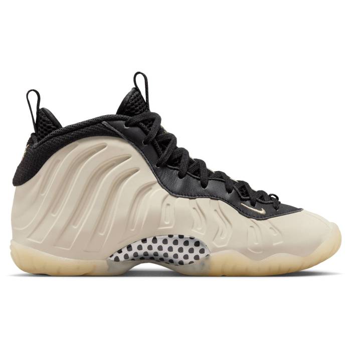 ʥ Nike  Little Posite One Boys' Grade School Black  å ٥ӡ ޥ˥ƥ ...