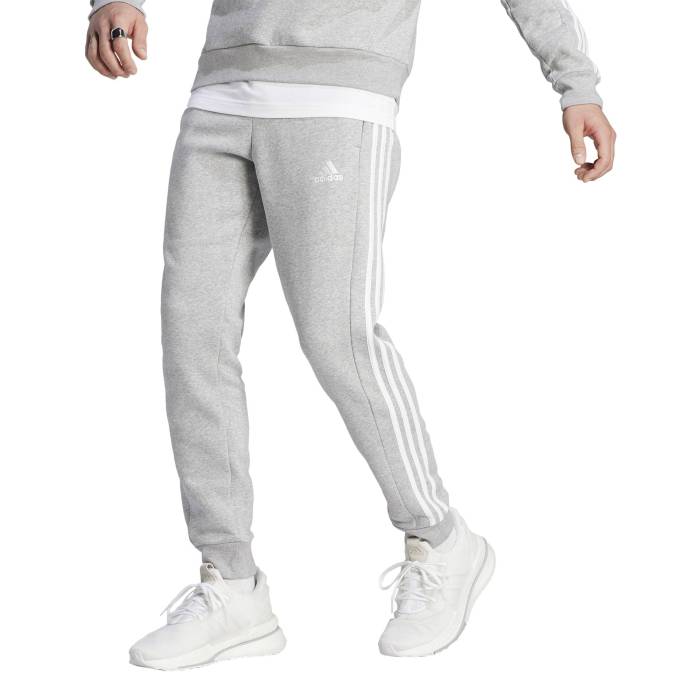 アディダス Adidas 【 Essentials 3-Stripes Fleece Tapered Cuff Pants Men's Medium Grey Heather 】 フリース メンズファッション ズボン パンツ メンズ 灰色 グレー heather ヘザー
