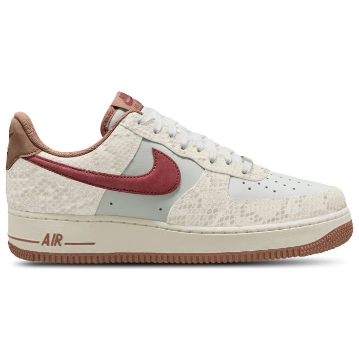 【★スーパーSALE★12/11深夜2時迄】ナイキ Nike 【 Air Force 1 '07 Lv8 Emb Men's Summit White/Canyon Rust/Sail 】 靴 メンズ靴 スニーカー メンズ 白色 ホワイト