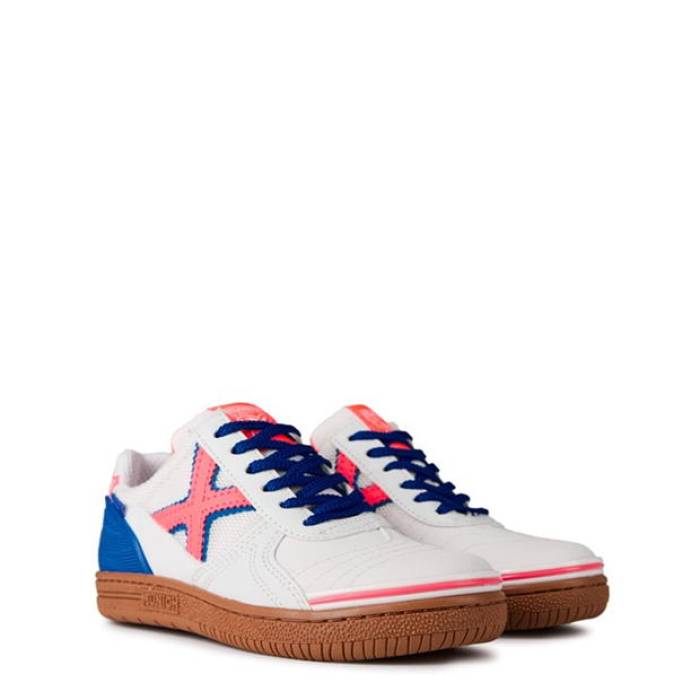 Munich 【 Profit Trainers Junior Kids Wht/Crim/Blue 】 シューズ スニーカー スポーツ アウトドア サッカー フットサル サッカー シューズ スパイク キッズ ジュニア用シューズ ジュニア キッズ 青色 ブ 2