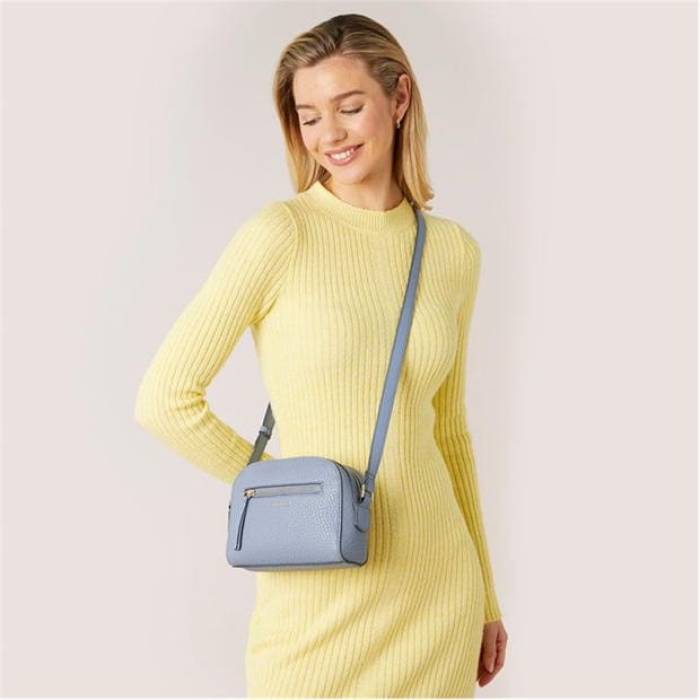フィオレッリ Fiorelli 【 Anouk Camera Bag Women Blue 】 カメラ バッグ バッグ 小物 ブランド雑貨 バッグ レディースバッグ ボディバッグ ウエストポーチ レディース 青色 ブルー