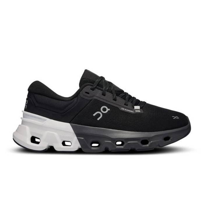 オン On 【 Cloudflyer 5 Men Black/White 】 スポーツ アウトドア ランニング マラソン シューズ メンズシューズ メンズ 黒色 ブラック 白色 ホワイト