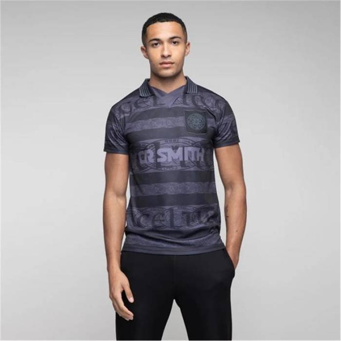 Team 【 Celtic '96 Retro Blackout Shirt Adults Men Black 】 レトロ スポーツ アウトドア サッカー フッ...