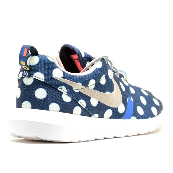 ナイキ Nike 【 Rosherun Nm City Qs 'Nyc' Men Midnight Navy/Classic Stone-Light Ash Grey 】 ローシラン シティ 靴 メンズ靴 スニーカー メンズ 紺色 ネイビー クラシック 灰色 グレー