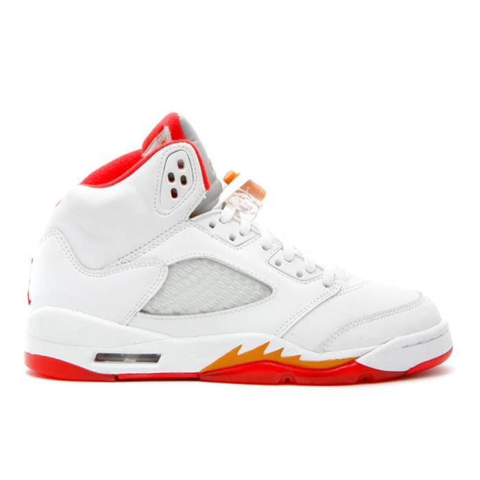 楽天スニケスナイキ　エアジョーダン Air Jordan 【 Jordan 5 Retro Gs Youth White/Fire Red-Sunset-Dark Cinder 】 レトロ キッズ ベビー マタニティ キッズファッション 靴 スニーカー ジュニア キッズ 白色 ホワイト ファ