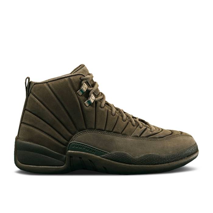 ʥ硼 Air Jordan  Psny X Jordan 12 Retro 'Milan' Friends And Family Sampl...