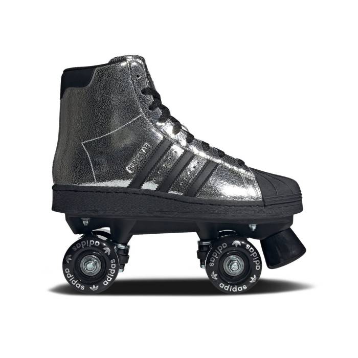 アディダス Adidas 【 Wmns Superstar 82 Skate 'Silver Metallic Black' Women Silver Metallic/Core ..