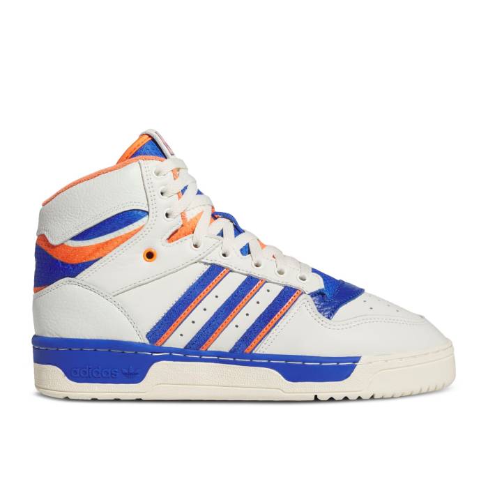 楽天市場】adidas スニーカー アティチュード（靴）の通販