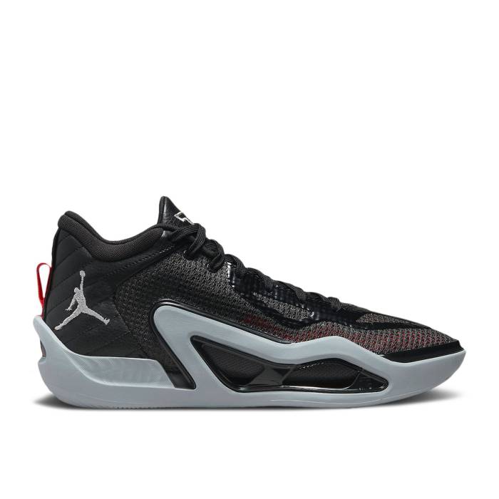 ナイキ エアジョーダン Air Jordan 【 Jordan Tatum 1 'Old School' Men Black/Metallic Silver/Wolf Grey/Anthracite/Siren Red 】 靴 メンズ靴 スニーカー メンズ 黒色 ブラック Silver 銀色・シルバー 灰色 グレー Red 赤