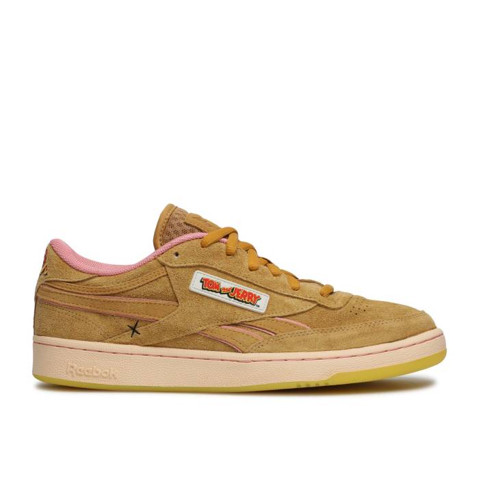 リーボック Reebok 【 Tom & Jerry X Club C Revenge Low 'Jerry' Men Bold Bass/Bold Brass/Quiet Pink 】 クラブ 靴 メンズ靴 スニーカー メンズ pink ピンク