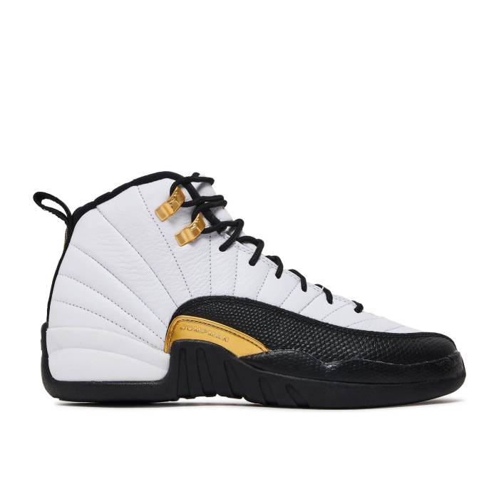 ナイキ　エアジョーダン Air Jordan 【 Jordan 12 Retro Gs 'Royalty' Youth White/Black/Metallic Gol..