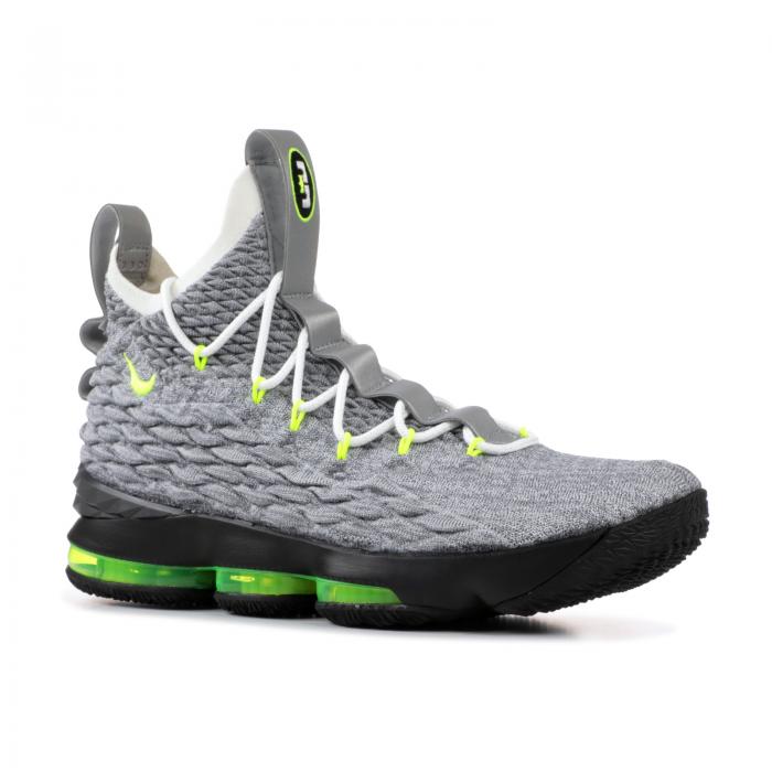 ナイキ NIKE レブロン マックス クール 灰色 グレー 'エアマックス 95' スニーカー メンズ 【 NIKE LEBRON 15 PE COOL GREY NEON 】