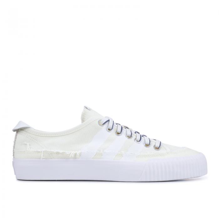 アディダス ADIDAS アディダス 白色 ホワイト 'BLANK CANVAS' スニーカー メンズ 【 ADIDAS DONALD GLOVER X NIZZA OFF WHITE CLOUD CUSTOMIZED 】