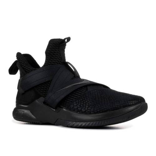 【 NIKE LEBRON SOLDIER 12 'ZERO DARK THIRTY' / BLACK BLACK BLACK 】 レブロン ソルジャー 黒色 ブラック スニーカー メンズ ナイキ