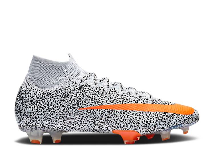 楽天市場】サッカー スパイク ナイキ マーキュリアル cr7の通販 楽天市場】サッカー スパイク ナイキ マーキュリアル cr7の通販