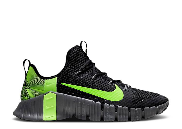 【 NIKE RUSSELL WILSON X FREE METCON 3 'BLACK VENOM' / BLACK DARK GREY UNIVERSITY RED 】 ラッセル ウィルソン フリー 黒色 ブラック 灰色 グレー 赤 レッド スニーカー メンズ ナイキ