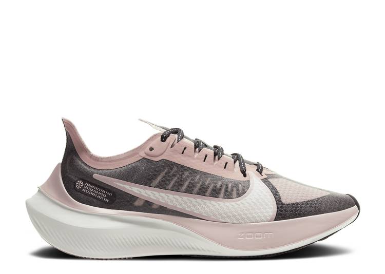  NIKE WMNS ZOOM GRAVITY 'BLACK STONE MAUVE' / BLACK STONE MAUVE METALLIC RED    ֥å  å ˡ ǥ ʥ