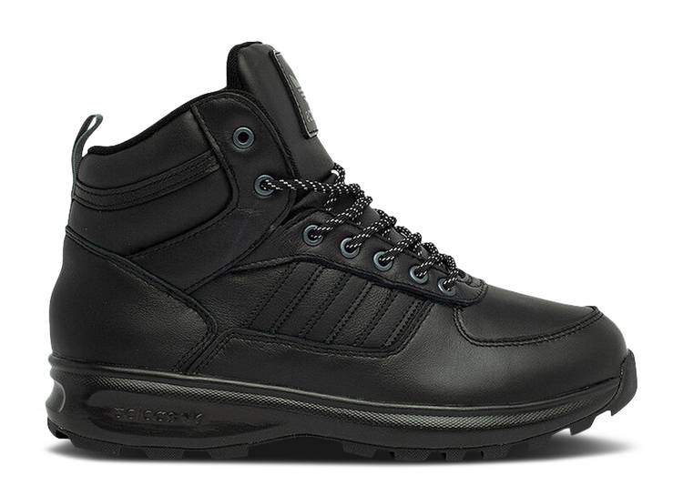 【 ADIDAS CHASKER BOOT 'TRIPLE BLACK' / CORE BLACK CORE BLACK CORE 】 アディダス ブーツ コア 黒色 ブラック スニーカー メンズ