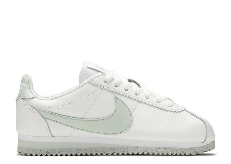 【 NIKE WMNS CLASSIC CORTEZ FLYLEATHER 'WHITE LIGHT SILVER' / WHITE LIGHT SILVER WHITE 】 クラシック コルテッツ 白色 ホワイト 銀色 シルバー クラシックコルテッツ スニーカー レディース ナイキ