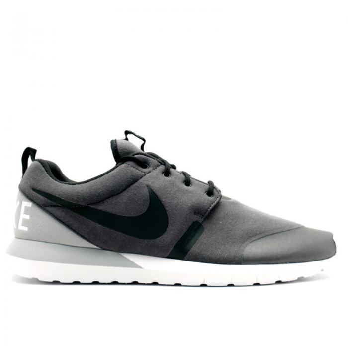 ナイキ NIKE ローシラン 白色 ホワイト クール 灰色 グレー 'TECH FLEECE' スニーカー メンズ 【 NIKE ROSHERUN NM W SP ANTHRACITE WHITE COOL GREY 】