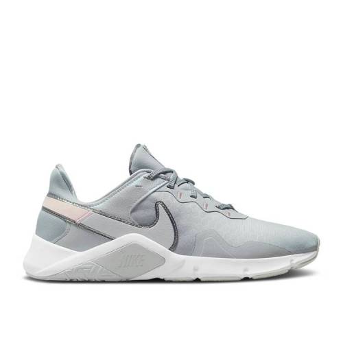 【 NIKE WMNS LEGEND ESSENTIAL 2 'GREY FOG PALE CORAL' / GREY FOG PALE CORAL WHITE 】 レジェンド 灰色 グレー 白色 ホワイト スニーカー レディース ナイキ