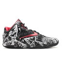 【 NIKE LEBRON 11 'GRAFFITI' / WHITE UNIVERSITY RED BLACK 】 レブロン 白色 ホワイト 赤 レッド 黒色 ブラック スニーカー メンズ ナイキ