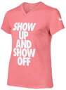 ナイキ グラフィック ブイネック シャツ 女の子用 (小学生 中学生) 子供用 nike graphic vneck t カットソー マタニティ tシャツ ベビー キッズ トップス
