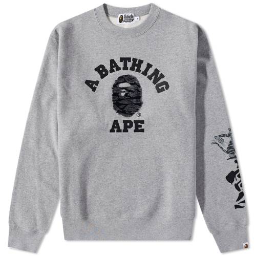 アベイシングエイプ カモ柄 カレッジ クルー スウェット 灰色 グレー スウェットトレーナー メンズ 【 A BATHING APE A BATHING APE TIGER CAMO COLLEGE RELAXED FIT CREW SWEAT / GREY 】 メンズファッション トッ