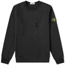 ストーンアイランド クルー スウェット 黒色 ブラック スウェットトレーナー メンズ 【 STONE ISLAND STONE ISLAND COTTON ZIP POCKET DETAIL CREW SWEAT / BLACK 】 メンズファッション トップス