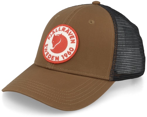 フェールラーベン Fjallraven 【 1960 Logo Langtradarkeps Timber Brown Trucker - 】 ロゴ 茶色 ブラウン トラッカー バッグ 小物 ブランド雑貨 帽子 メンズ帽子 キャップ