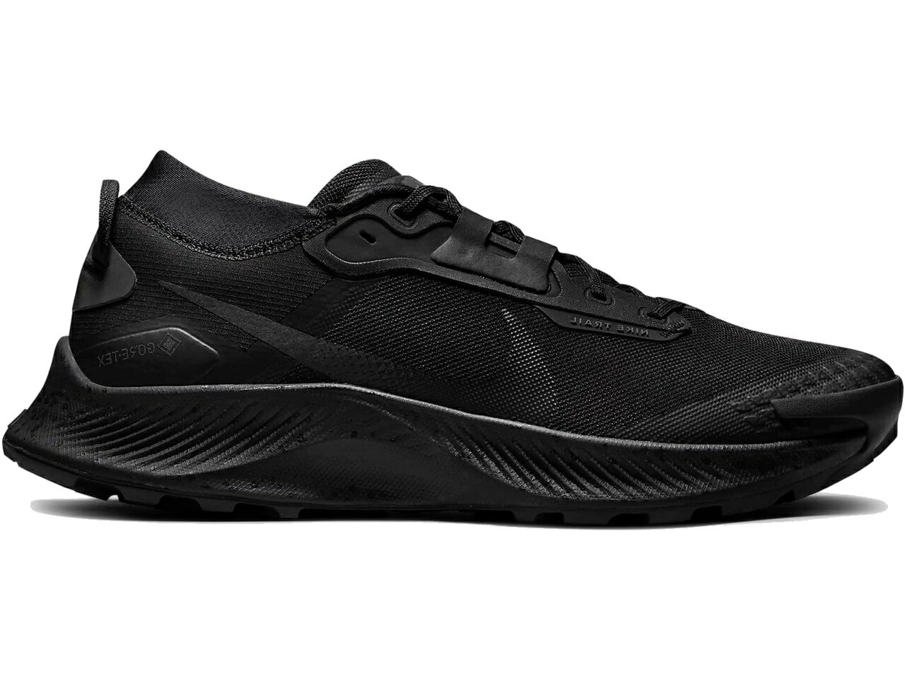 ナイキ NIKE ペガサス ゴアテックス 黒色 ブラック スニーカー 【 PEGASUS TRAIL 3 GORETEX BLACK DARK SMOKE GREY IRON 】