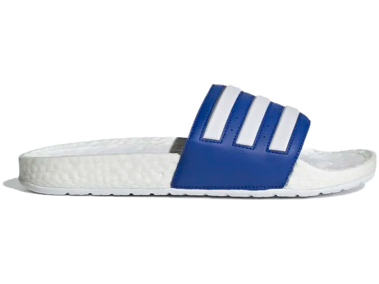 アディダス アディレッタ ブースト サンダル 白色 ホワイト 青色 ブルー スニーカー メンズ 【 ADIDAS ADILETTE BOOST SLIDE WHITE ROYAL / WHITE ROYAL BLUE 】