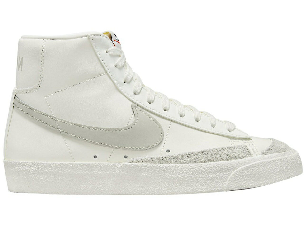 ナイキ NIKE ブレイザー ミッド ビンテージ ヴィンテージ レディース スニーカー 【 VINTAGE BLAZER MID 77 SAIL LIGHT BONE WOMENS BONESAILBLACK 】