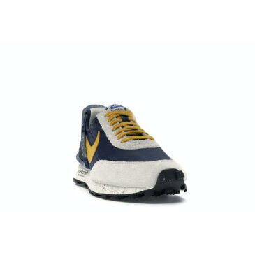 ナイキ NIKE レディース スニーカー 【 DAYBREAK UNDERCOVER OBSIDIAN WOMENS GOLD DARTSAIL 】