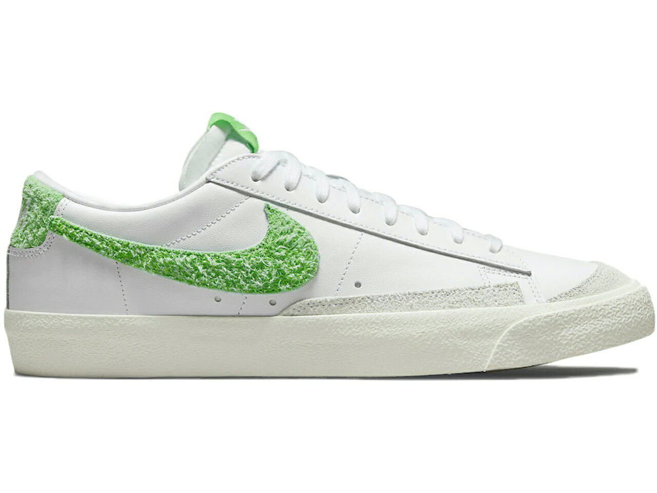 ナイキ NIKE ブレイザー スニーカー 【 BLAZER LOW SOCCER WHITE TURF GREEN 】