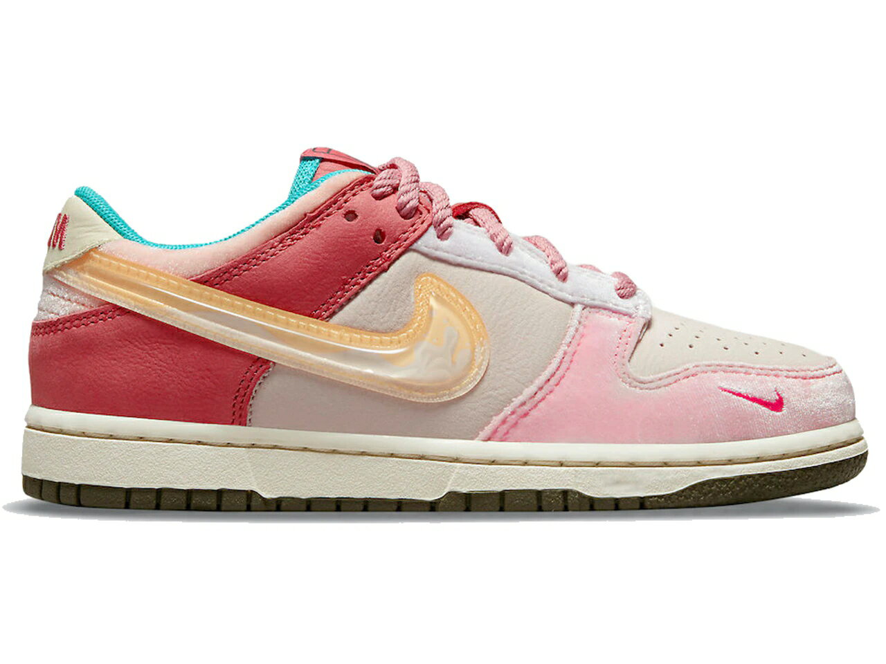 ナイキ NIKE ダンク フリー ランチ ダンクロー キッズ 【 SOCIAL STATUS FREE LUNCH STRAWBERRY MILK PS LIGHT SOFT PINK COCONUT MILKPINK GLAZE 】